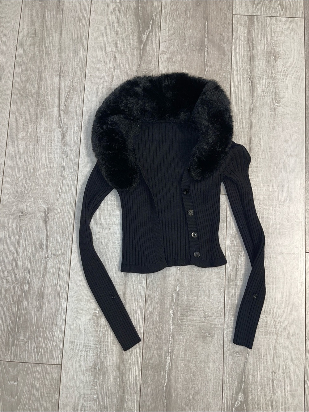 🪞🖤Black Faux-Fur Collared Trim Ribbed Button Sweater/Worn Once! XS🖤🪞